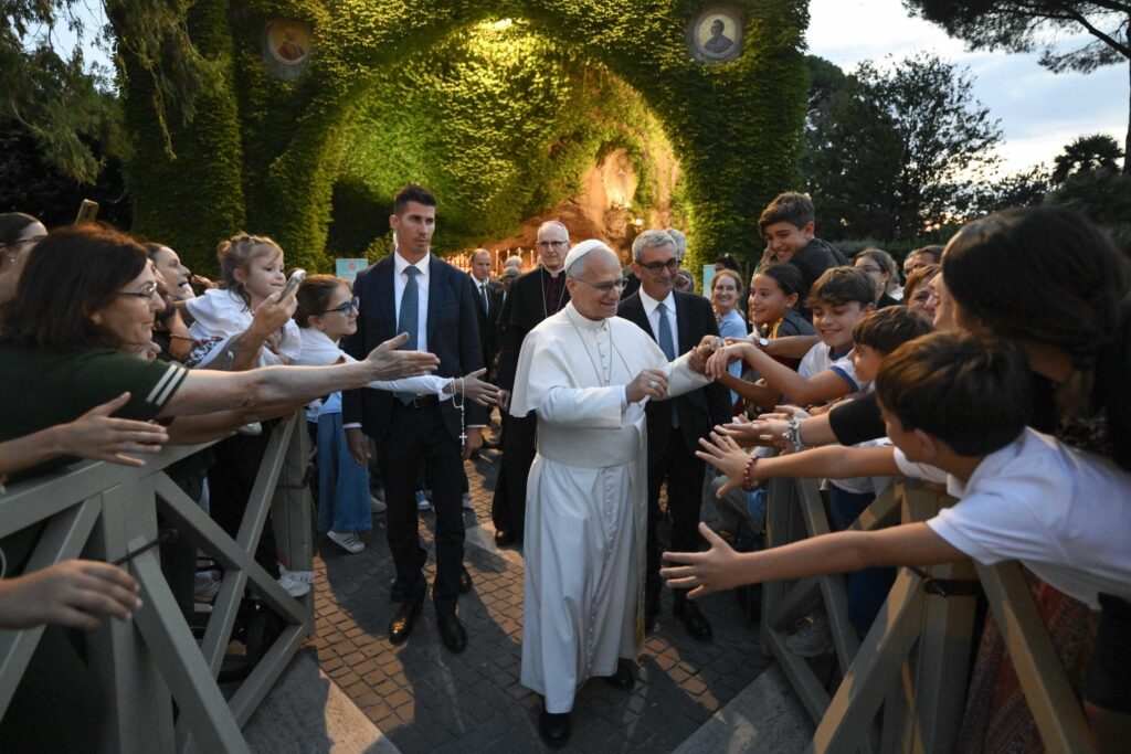 A Million Children Praying the Rosary